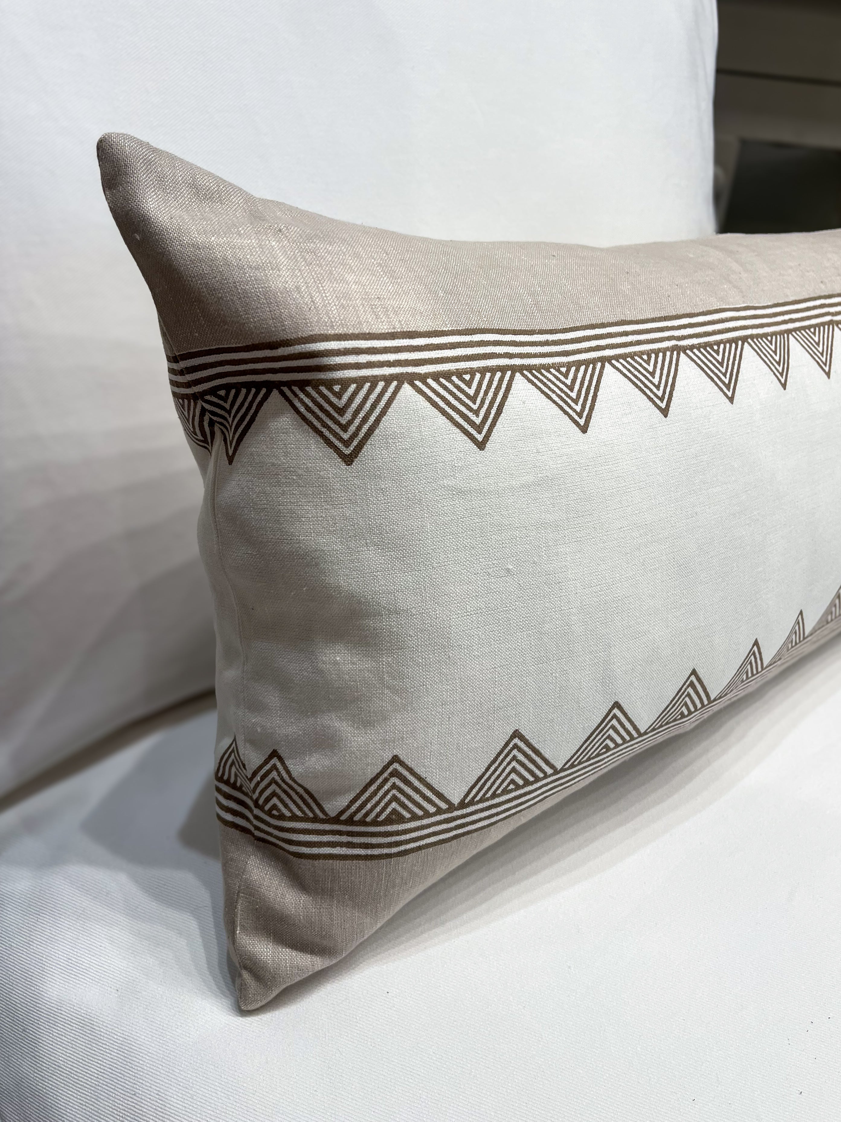 Geometric Stripe Pillow Long