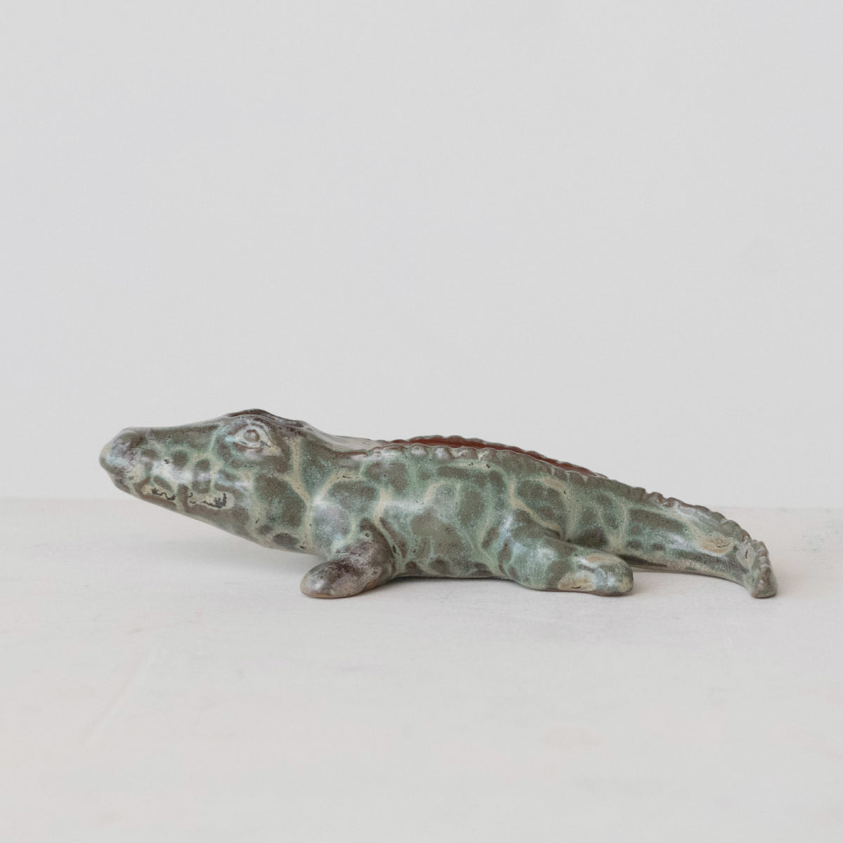 Alligator Matchstick Holder with Striker